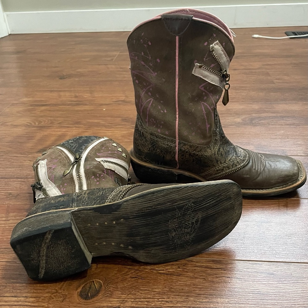 Ariat Brown and Pink Ankle Boots - Picture 4 of 4